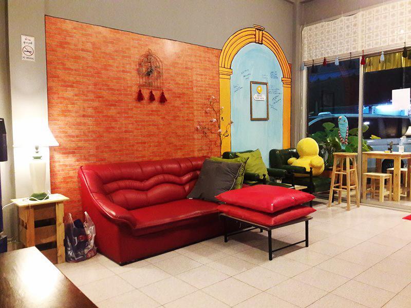 Ama Phuket Hostel Exterior foto